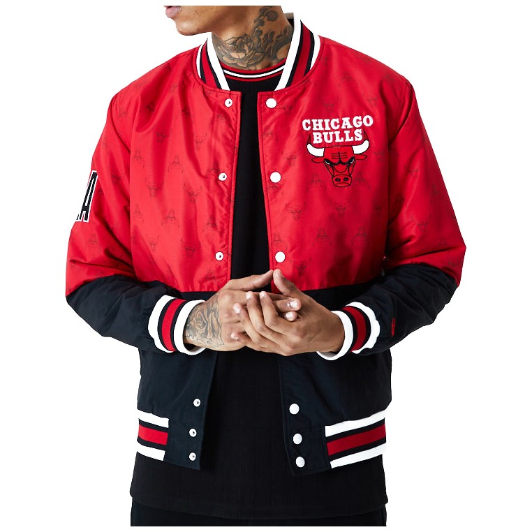 New Era Chicago Bulls Logo Jacket