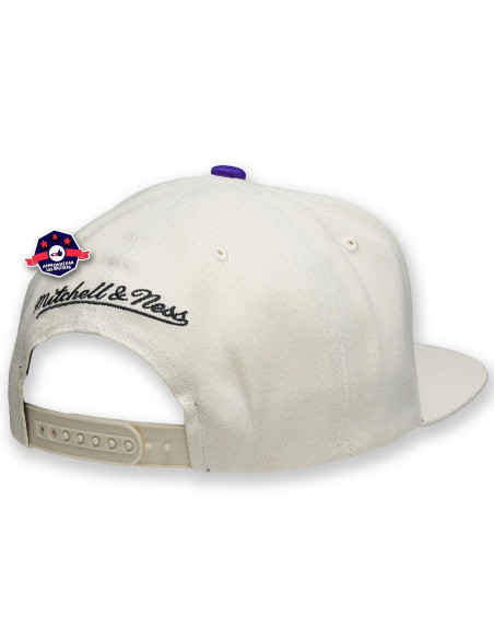 NBA OFF WHITE SNAPBACK HWC HORNETS